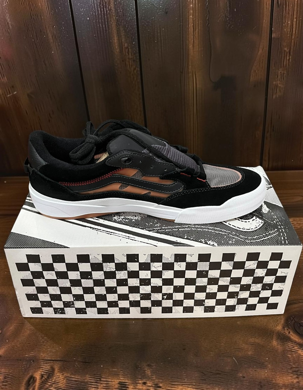Vans Skate 2 Wayvee Men’s Size 12 Black Brown White Skate Shoes Sneakers NIB